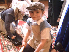 Year 2 Have a Victorian Day